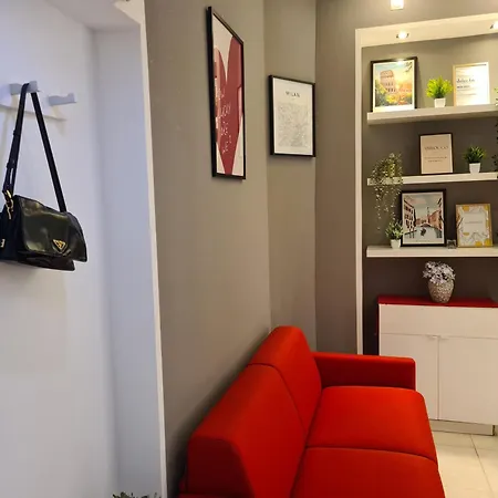 Red Ripa Boutique *